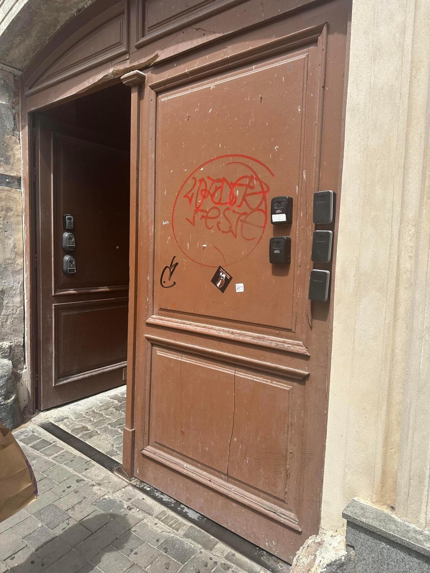 Xxx Bratislava Bagian luar foto